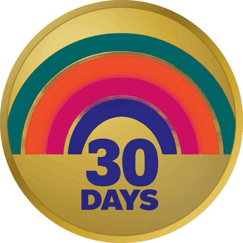 Gold sobriety coin with four concentric arcs — teal, burnt orange, magenta and indigo — sweeping rim to rim like a rainbow, reading 30 DAYS in bold indigo on the wide band of bare polished gold beneath them